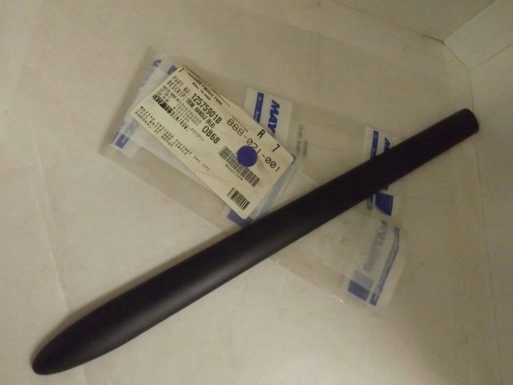 MAYTAG WHIRLPOOL REFRIGERATOR 12575901B BLACK HANDLE TRIM NEW MAYTAG WHIRLPOOL REFRIGERATOR 12575901B BLACK HANDLE TRIM NEW